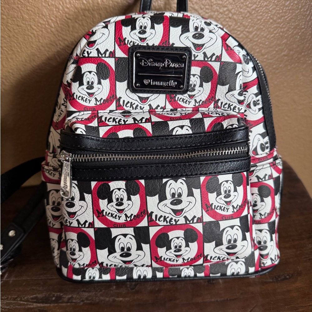 BRAND NEW Loungefly Mickey Mouse Comic Strip Mini Backpack
